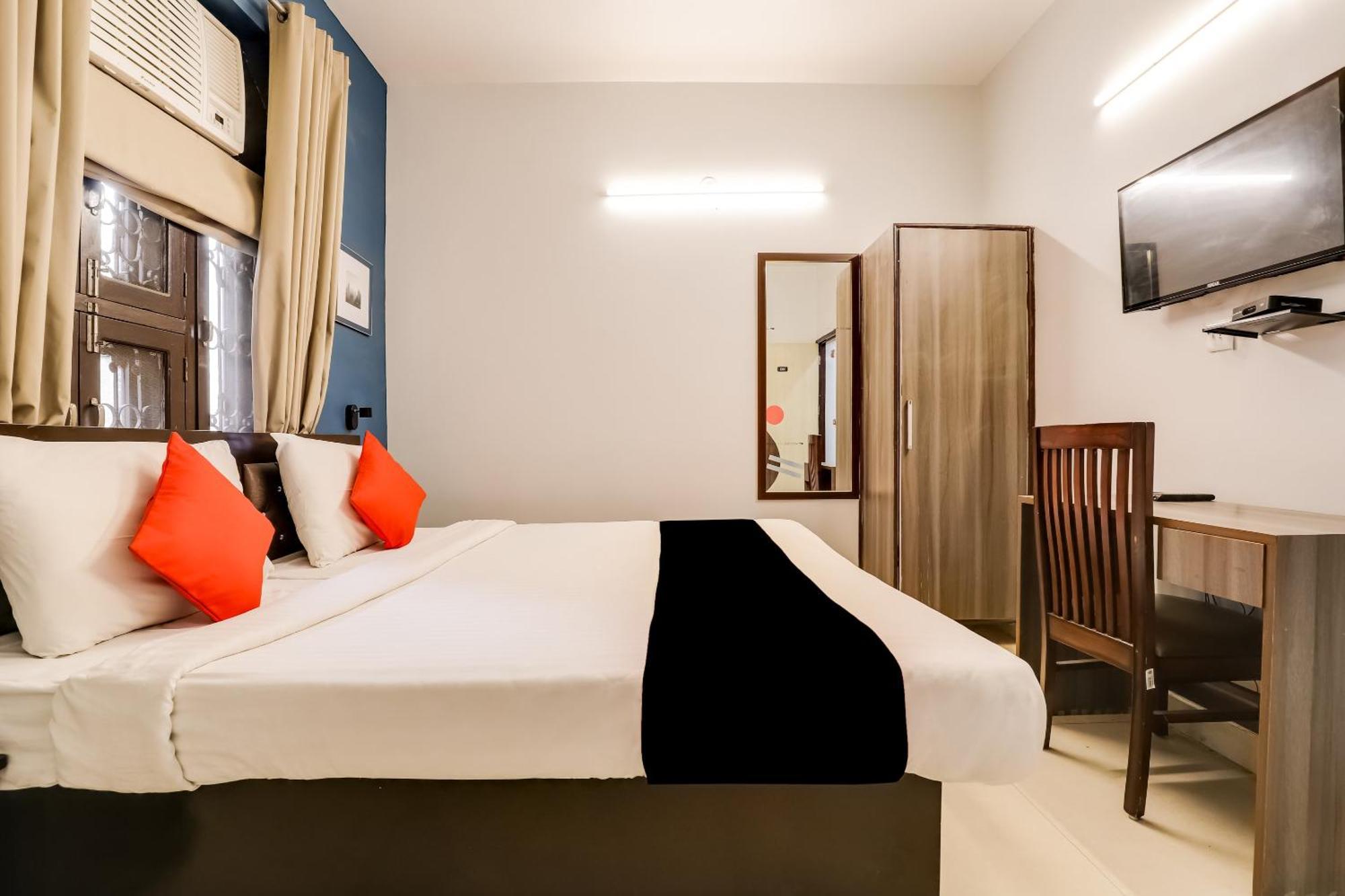 Collection O 71756 Hotel Silver Arrow Near Pacific Mall Tagore Garden Delhi  Exteriör bild