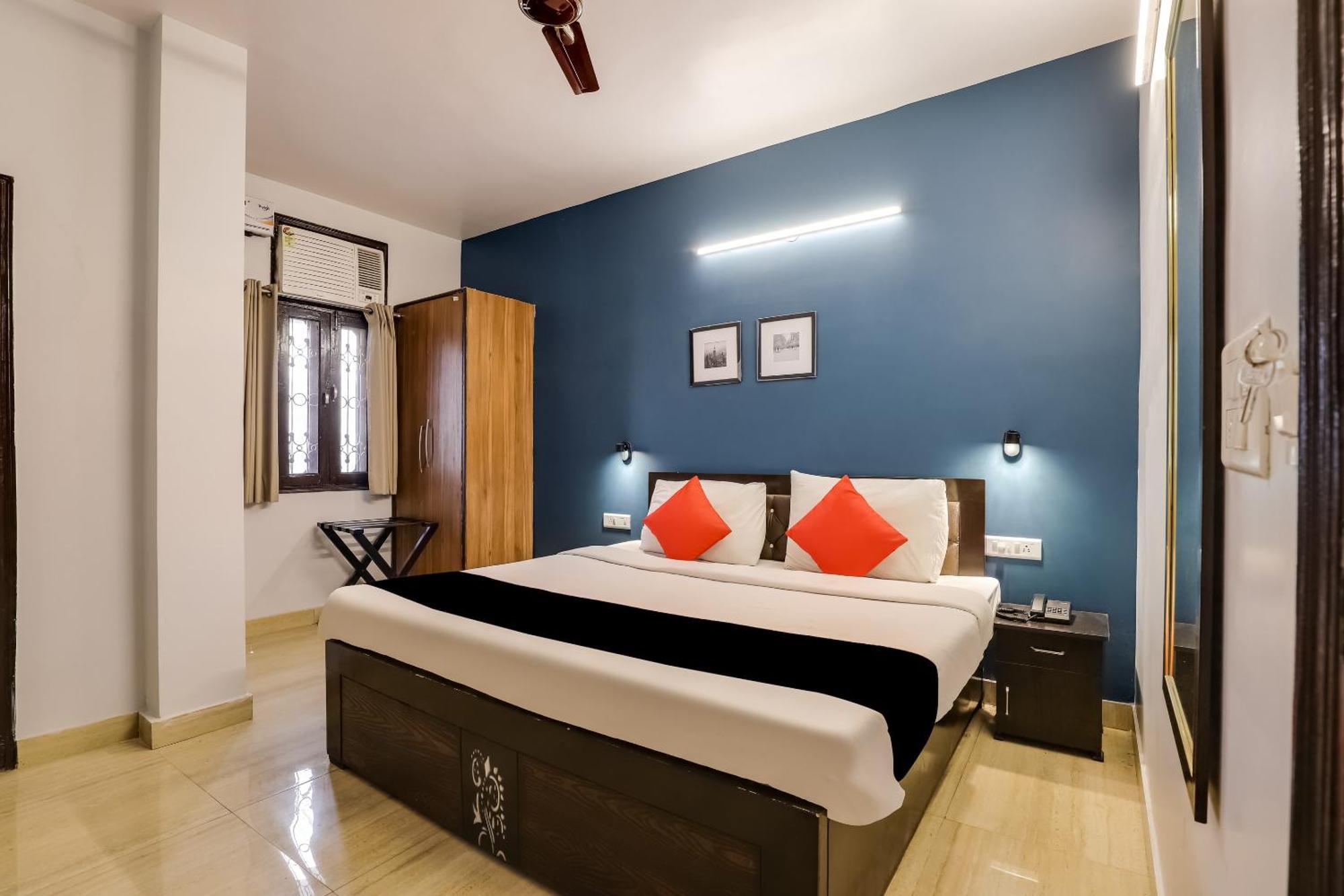 Collection O 71756 Hotel Silver Arrow Near Pacific Mall Tagore Garden Delhi  Exteriör bild